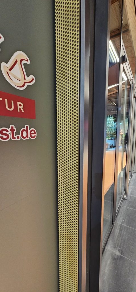 Wandverkleidung (2)